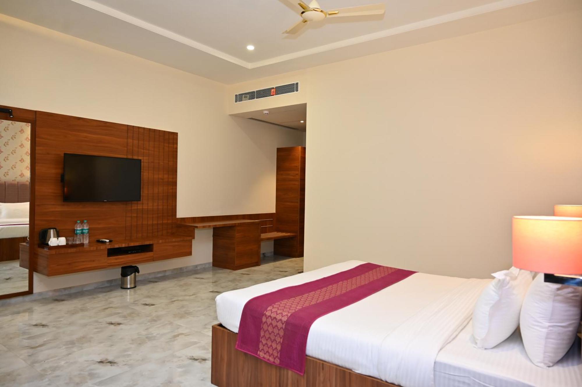 Hotel Shyamleela Khatu Exterior photo