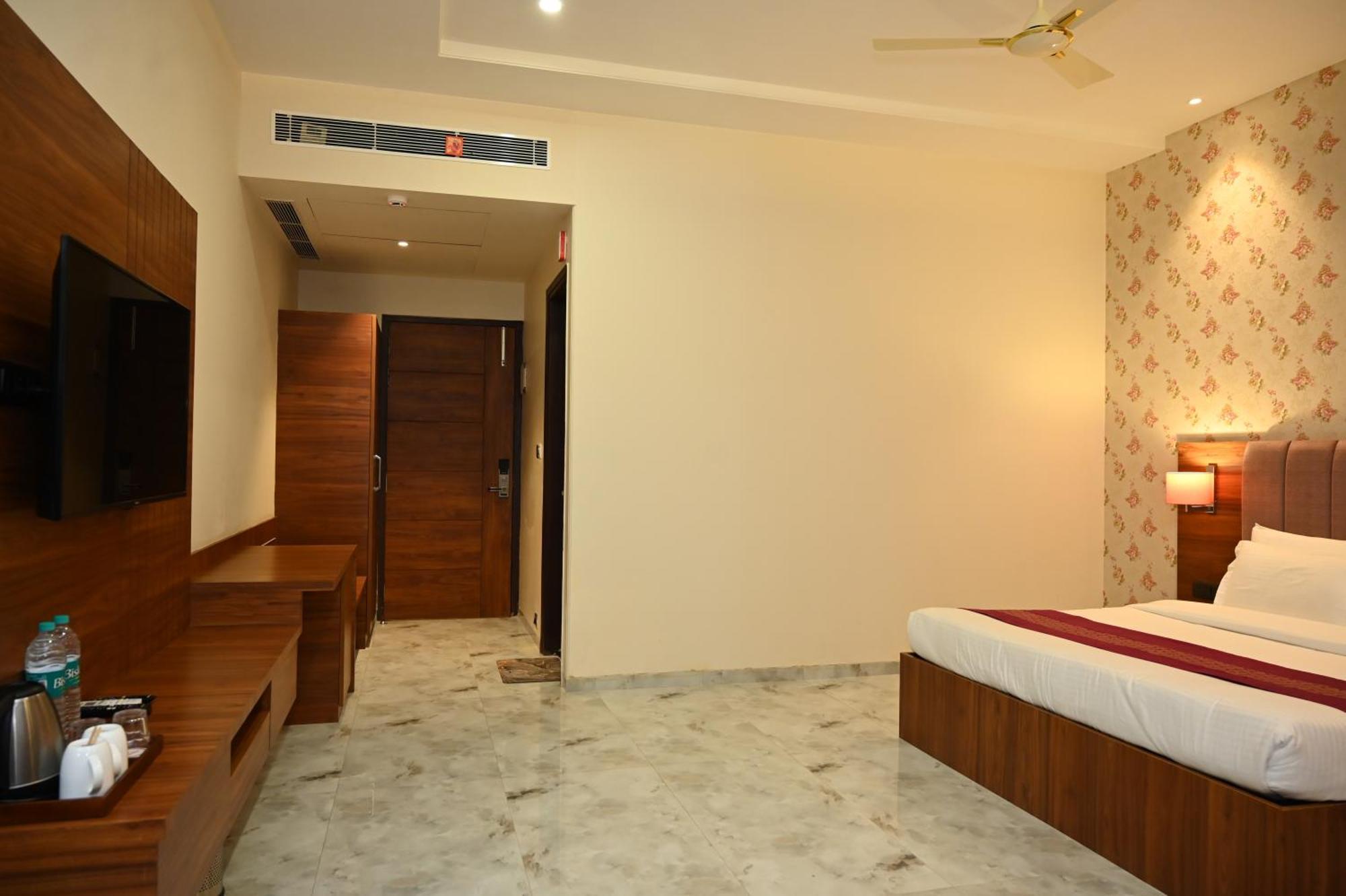 Hotel Shyamleela Khatu Exterior photo